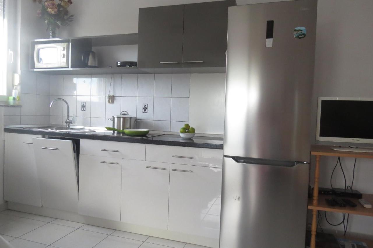 Modra Kuca Apartment Mandre Exterior foto