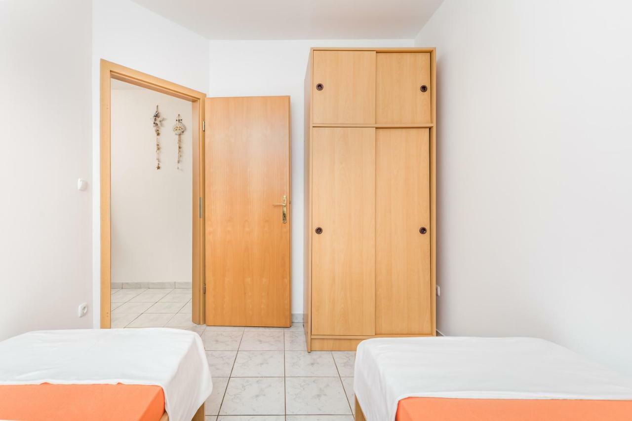 Modra Kuca Apartment Mandre Exterior foto