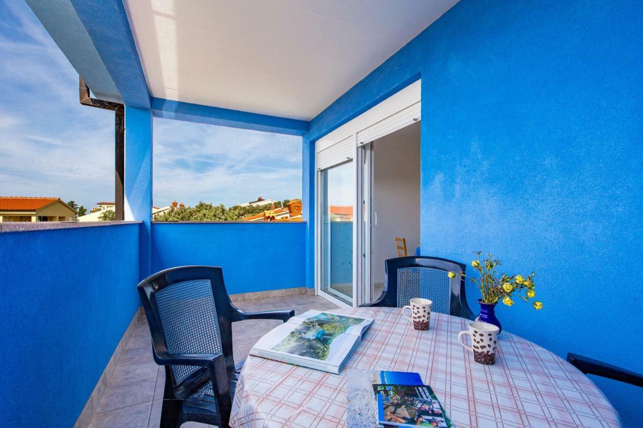 Modra Kuca Apartment Mandre Exterior foto
